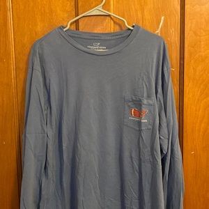 Men’s XL Vineyard Vines T-Shirt